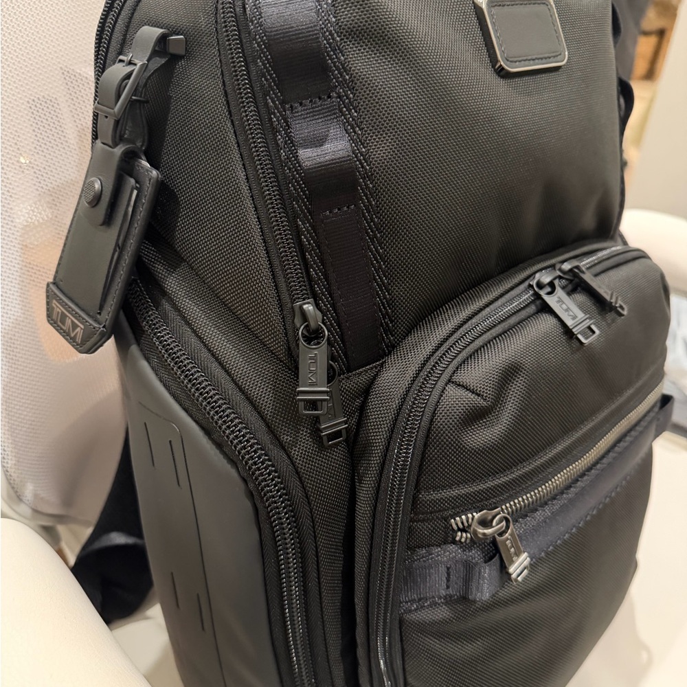 Tumi - Alpha Bravo Collection - Men's Backpack - Black - Picture 2 of 12